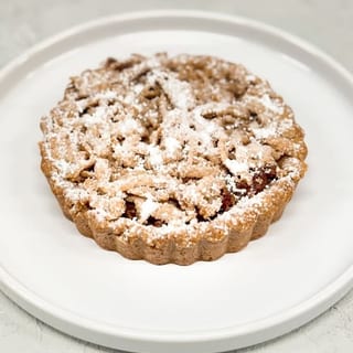 Apple and Cinnamon Pie